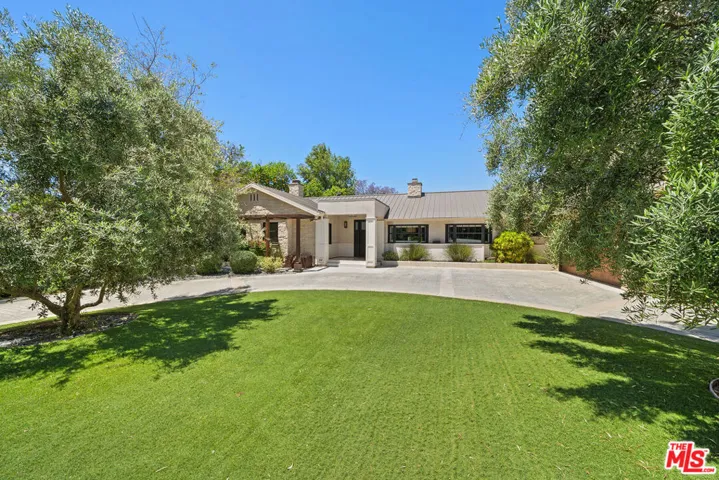 8943 Enfield Avenue, Sherwood Forest, California 91325