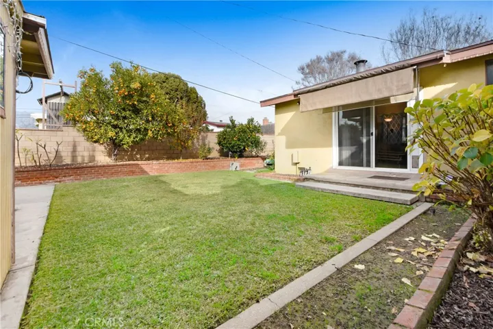 209 E Haltern Avenue, Glendora, California 91740