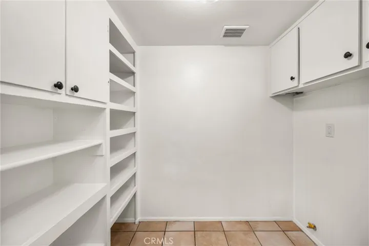 Pantry & Inside Laundry