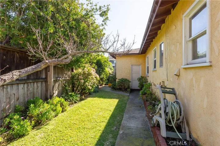 224 Via La Circula, Redondo Beach, California 90277
