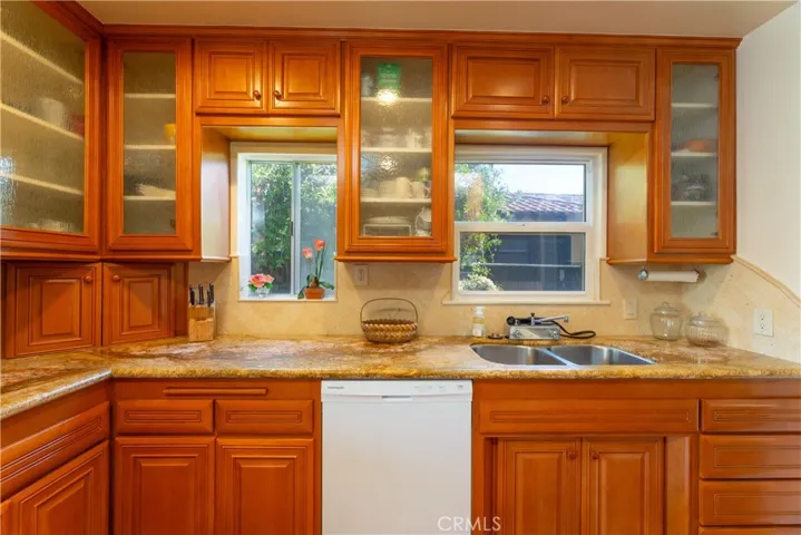 224 Via La Circula, Redondo Beach, California 90277