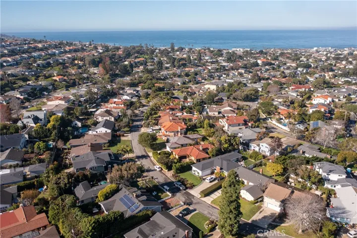 224 Via La Circula, Redondo Beach, California 90277