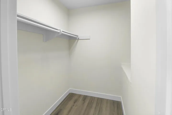 walking closet
