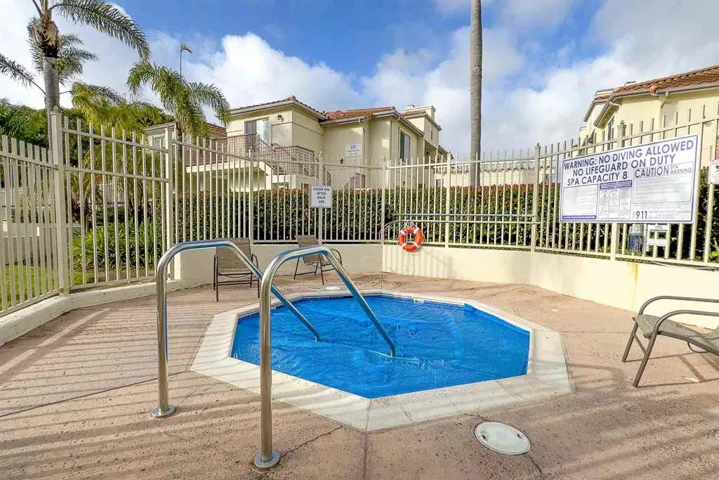 360 Isthmus Way 74, Oceanside, California 92058