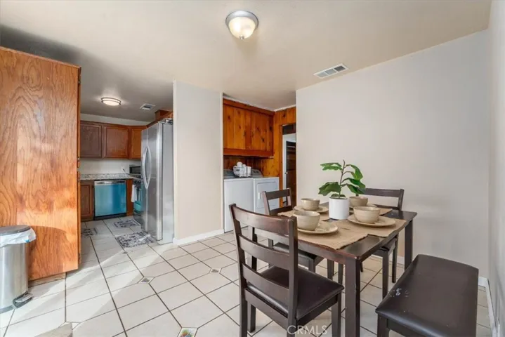 1484 Link Street, Corning, California 96021