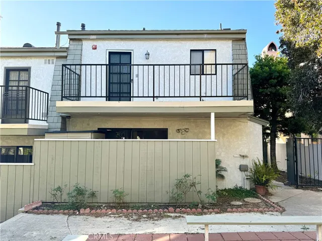 222 S Irena Avenue A, Redondo Beach, California 90277