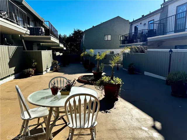 222 S Irena Avenue A, Redondo Beach, California 90277