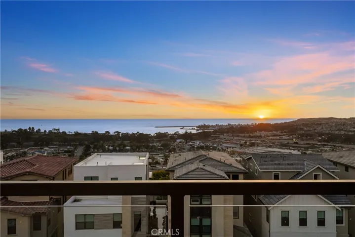 Full ocean view from your Livingroom balcony