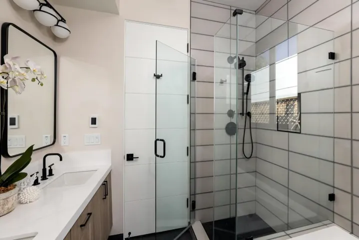 929 Loraine Avenue, Los Altos, California 94024