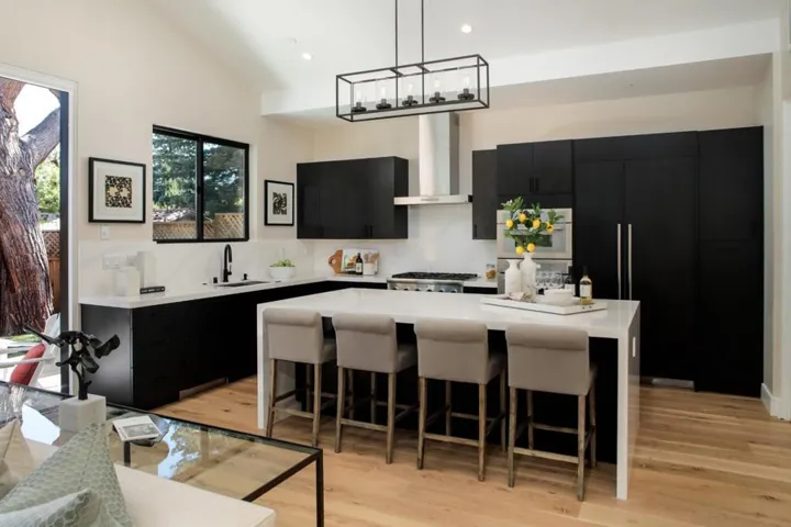 929 Loraine Avenue, Los Altos, California 94024
