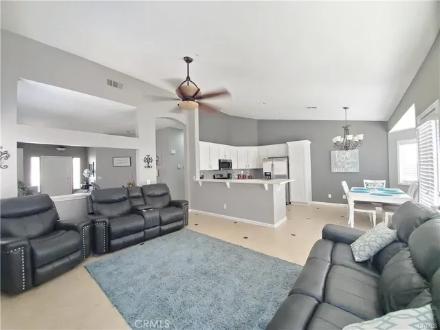 11362 Bennett Circle, Fontana, California 92337