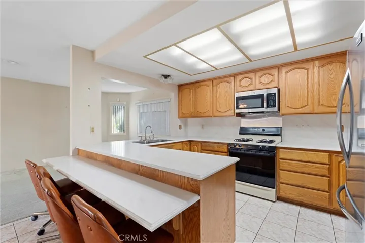 5026 Meadow Wood Avenue, Lakewood, California 90712