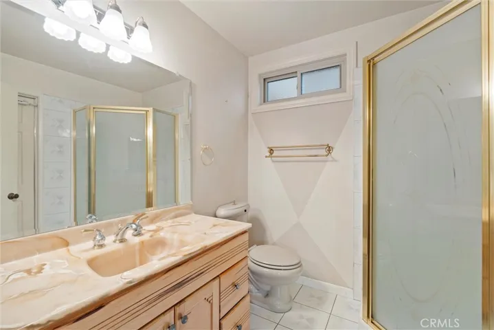 5026 Meadow Wood Avenue, Lakewood, California 90712