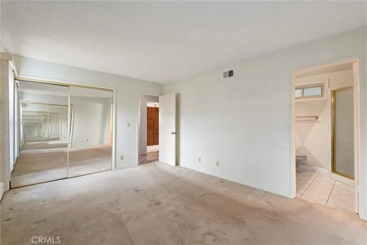 5026 Meadow Wood Avenue, Lakewood, California 90712