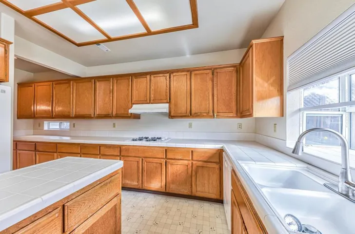 1864 Declaration Street, Salinas, California 93906