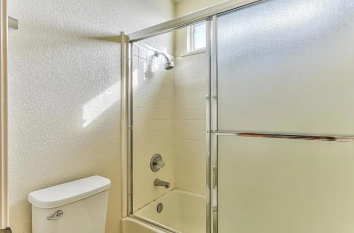 1864 Declaration Street, Salinas, California 93906