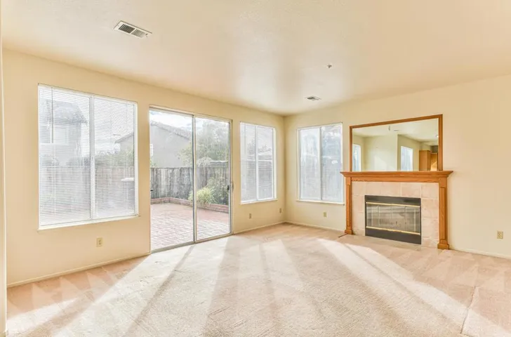1864 Declaration Street, Salinas, California 93906