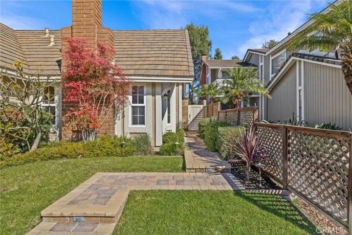12 Cape Cod, Irvine, California 92620