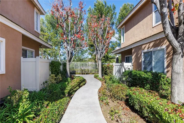 8517 E Tioga Way, Anaheim Hills, California 92808