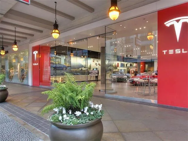 334 Santana Row 238, San Jose, California 95128