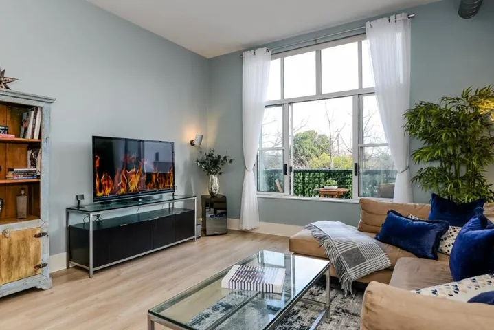 334 Santana Row 238, San Jose, California 95128