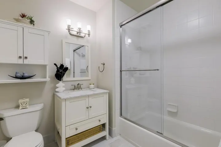 334 Santana Row 238, San Jose, California 95128
