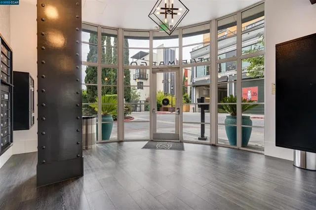 334 Santana Row 238, San Jose, California 95128