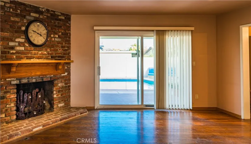 7238 Hatillo Avenue, Winnetka, California 91306
