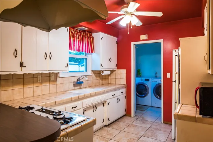 7238 Hatillo Avenue, Winnetka, California 91306