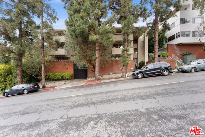 5658 Ravenspur Drive 103, Rancho Palos Verdes, California 90275