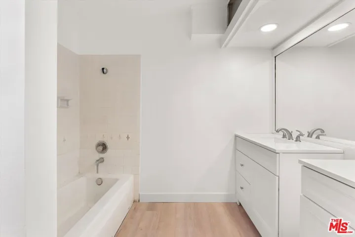 5658 Ravenspur Drive 103, Rancho Palos Verdes, California 90275