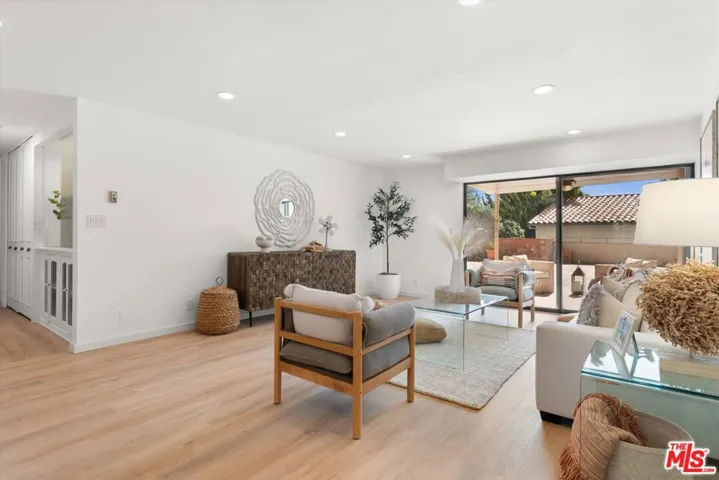 5658 Ravenspur Drive 103, Rancho Palos Verdes, California 90275