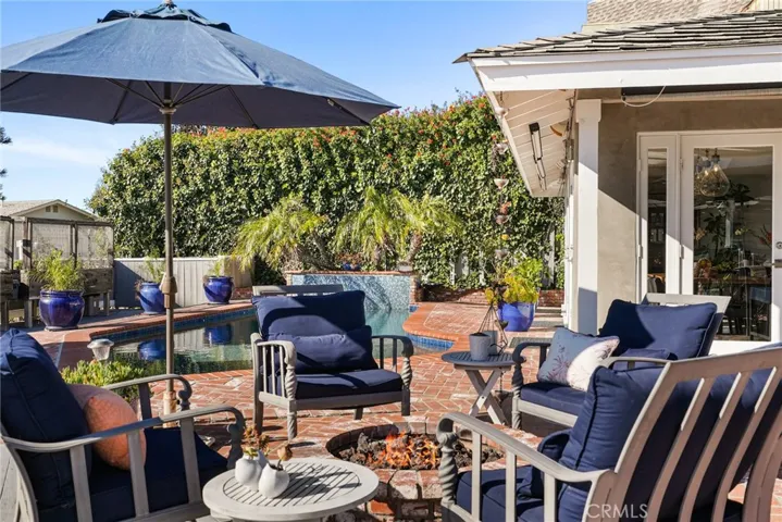 Outdoor Fire Pit and Ocean View Pool