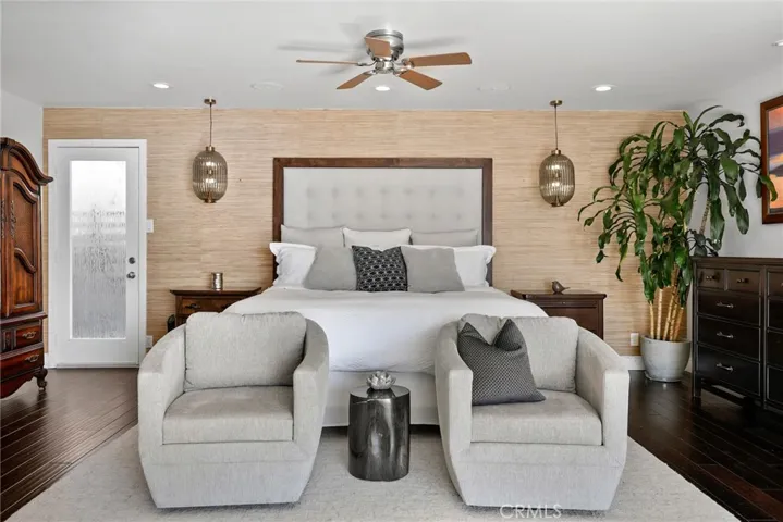 Primary Suite - Kind Size Bed