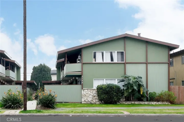 3752 Redondo Beach Boulevard, Torrance, California 90504
