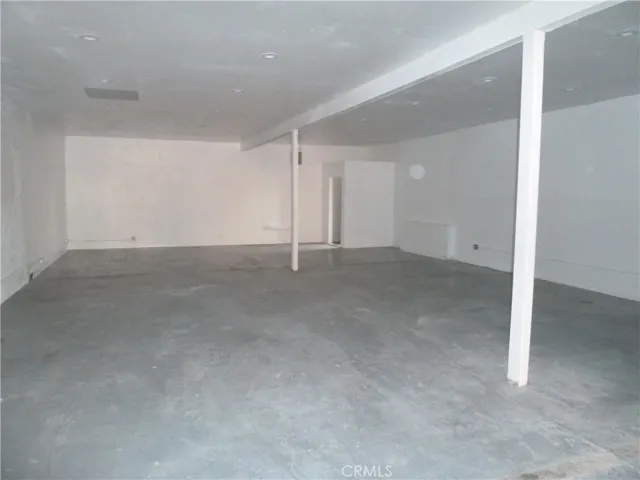 INSIDE VIEW