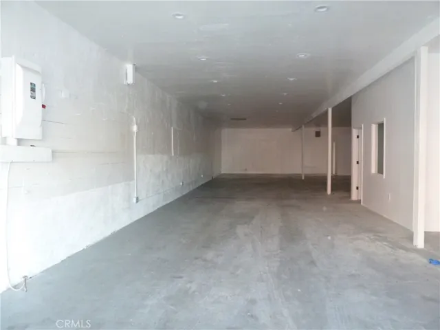 INSIDE VIEW