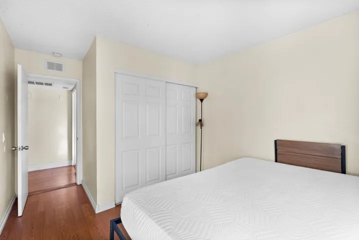 475 N Midway Dr 206, Escondido, California 92027