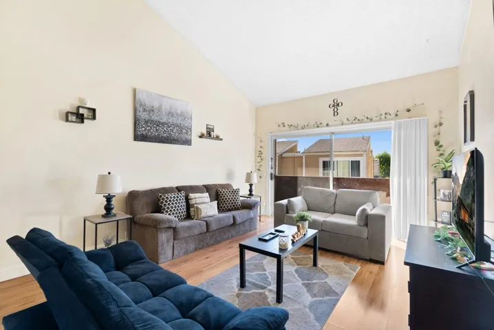 475 N Midway Dr 206, Escondido, California 92027