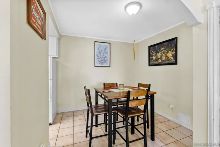 475 N Midway Dr 206, Escondido, California 92027