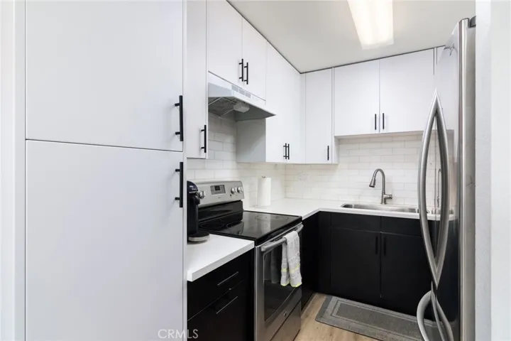 7640 Stalmer 111, San Diego, California 92111