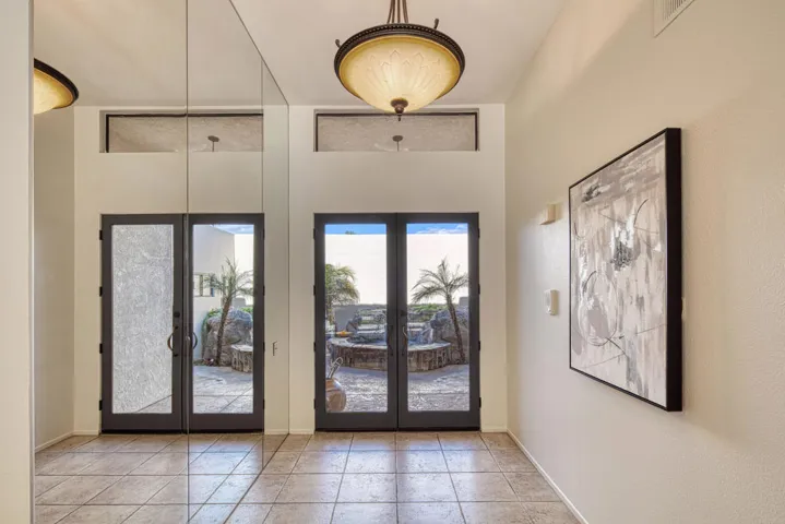 77765 Cotton_Foyer
