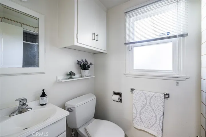 7738 Delco Ave, Winnetka, California 91306