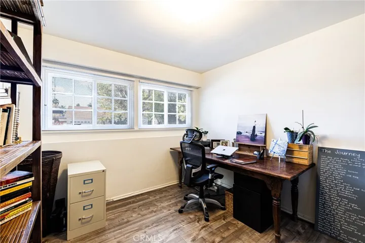 7738 Delco Ave, Winnetka, California 91306