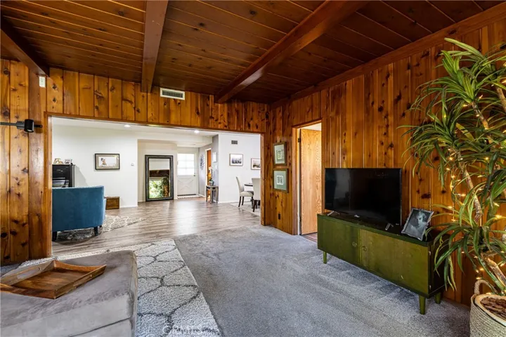 7738 Delco Ave, Winnetka, California 91306