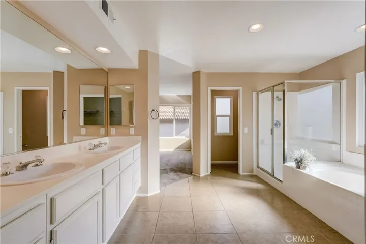 1255 Rosemary Circle, Corona, California 92879