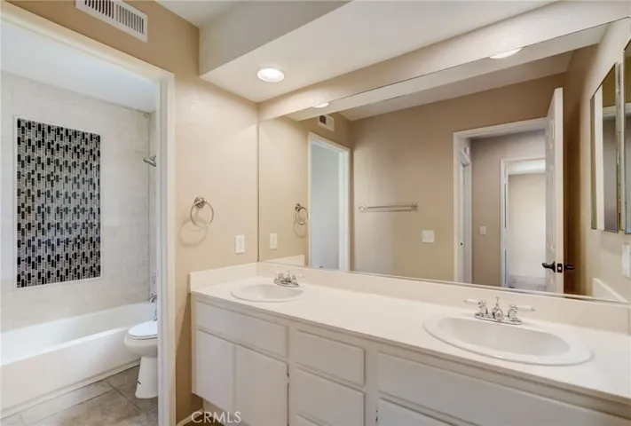 1255 Rosemary Circle, Corona, California 92879