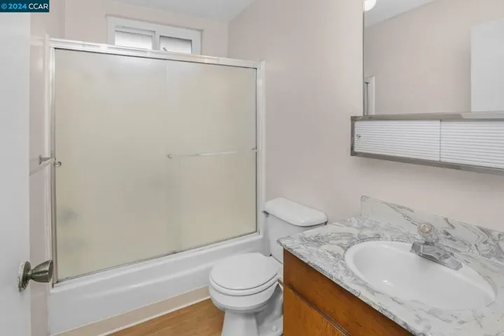 1900 Lynwood Dr E, Concord, California 94519