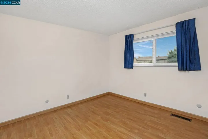 1900 Lynwood Dr E, Concord, California 94519