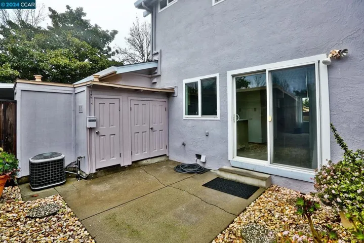 1900 Lynwood Dr E, Concord, California 94519